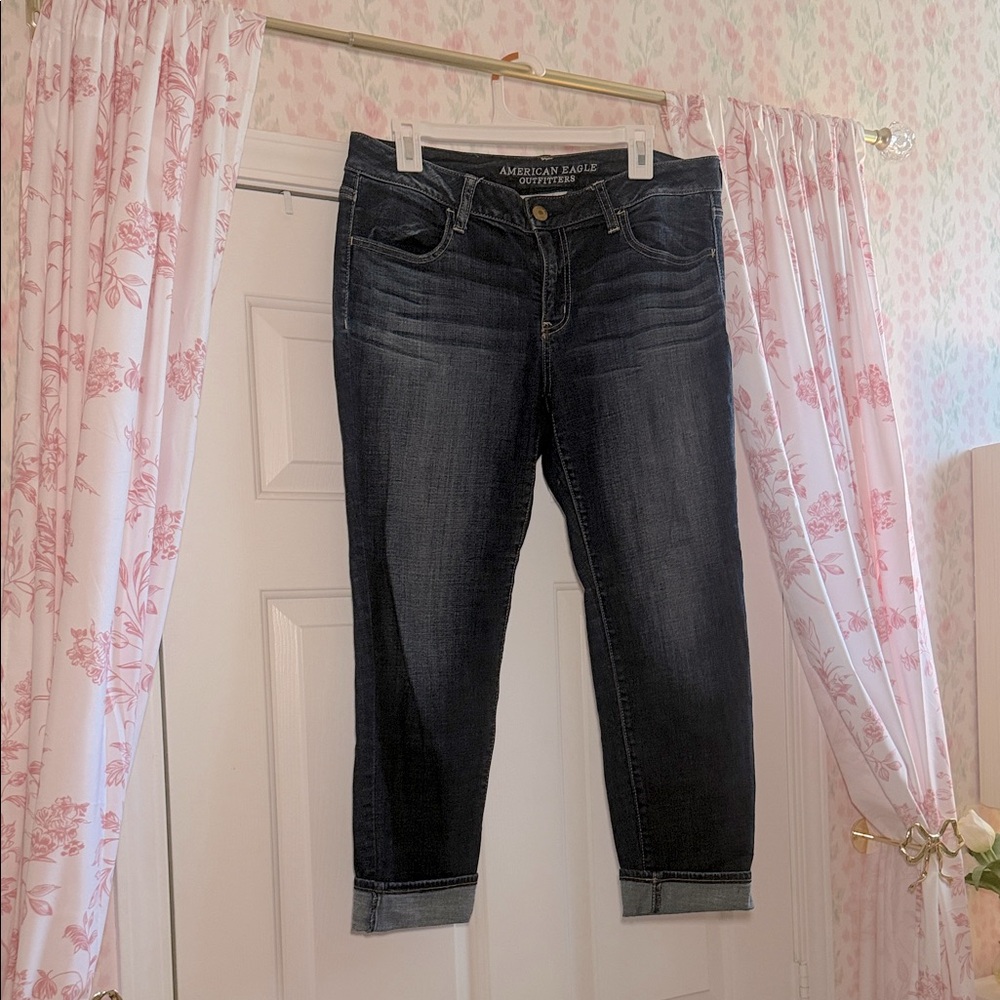 NWOT American Eagle Outfitters Dark Blue Cropped Women's Jeans